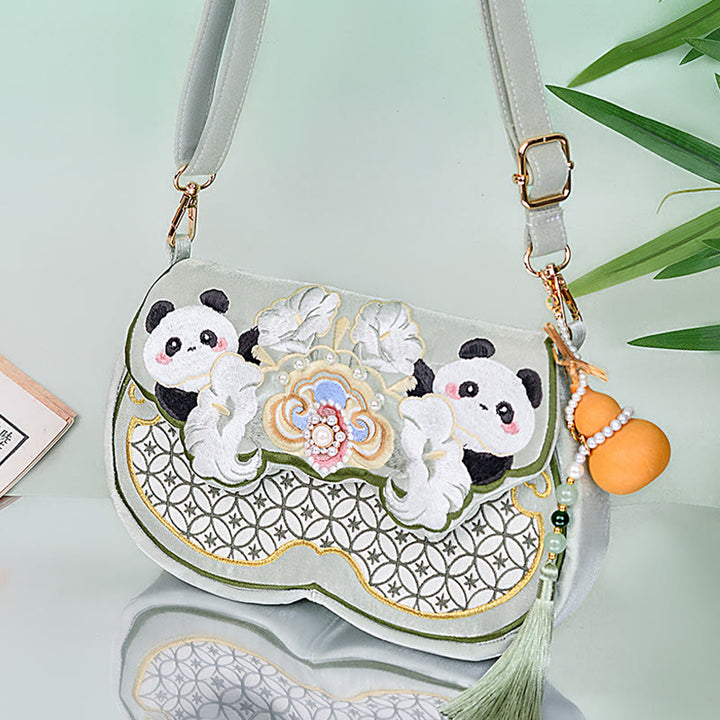 Bolso bandolera con colgante de calabaza, flores de panda y Buddha Stones