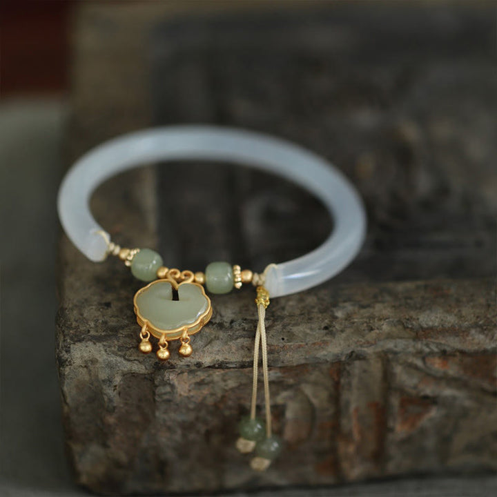 Brazalete de plata de ley 925 con Buddha Stones , calcedonia, jade hetiano, nube auspiciosa, candado Ruyi, armonía, medio brazalete