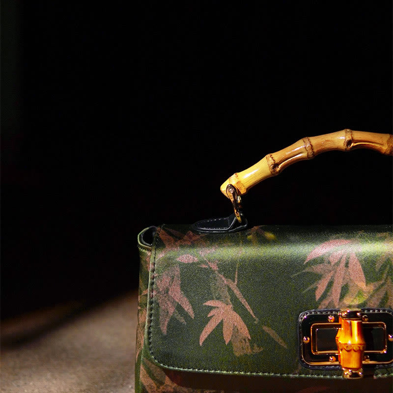 Bolso bandolera con cadena de metal, asa de bambú, hojas, ramas y Buddha Stones