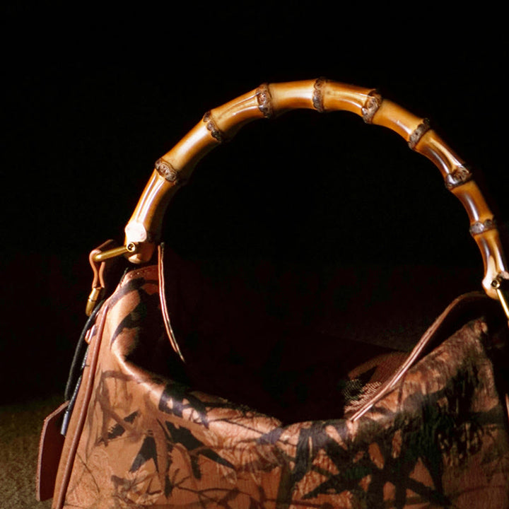 Bolso bandolera de seda Xiangyunsha con asa de Buddha Stones de Buda