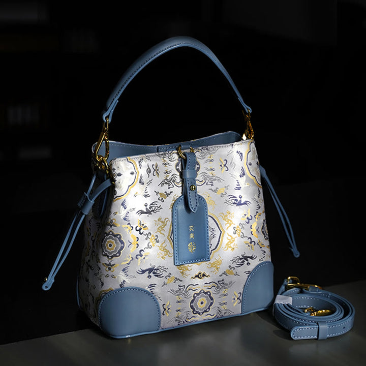 Bolso bandolera con brocado y grabado de ciervo y grulla hecho a mano con Buddha Stones