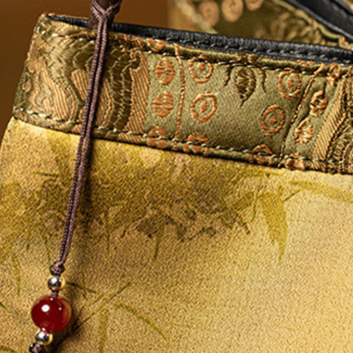 Bolso de Buddha Stones de seda Xiangyunsha con borlas y colgante de cuentas de ramas de bambú y piedras de Buda
