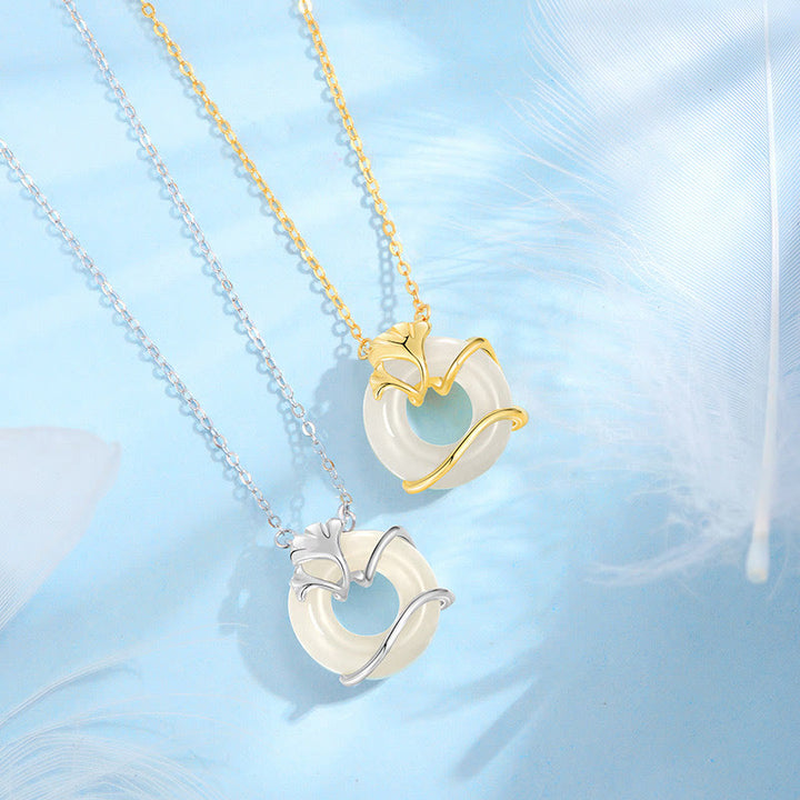 Collar con colgante de hoja de ginkgo con hebilla de paz de plata de ley 925 y jade hetiano de Buddha Stones - image 2