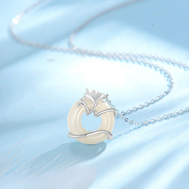 Collar con colgante de hoja de ginkgo con hebilla de paz de plata de ley 925 y jade hetiano de Buddha Stones - Jade hetiano de plata de ley 925 - image 8