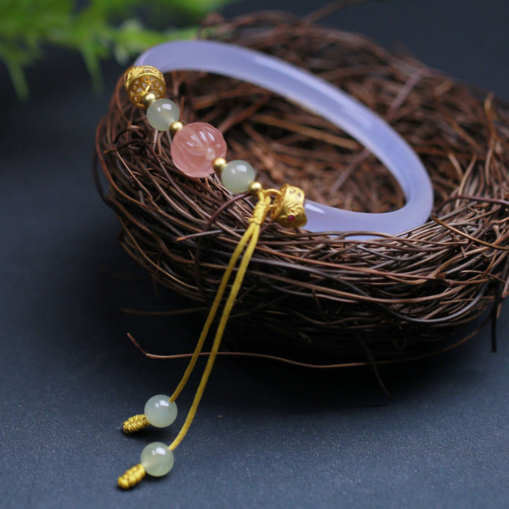 Pulsera positiva con cuentas de jade hetiano y loto de ágata blanca natural de Buddha Stones