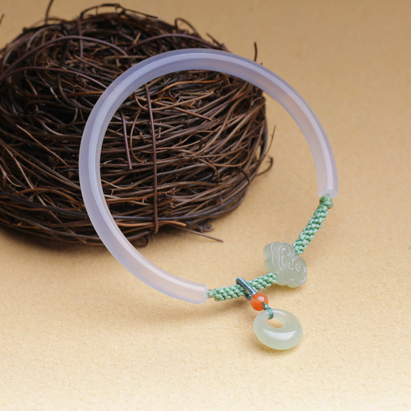Pulsera con hebilla de paz y nubes auspiciosas con jade hetiano de ágata blanca natural y Buddha Stones