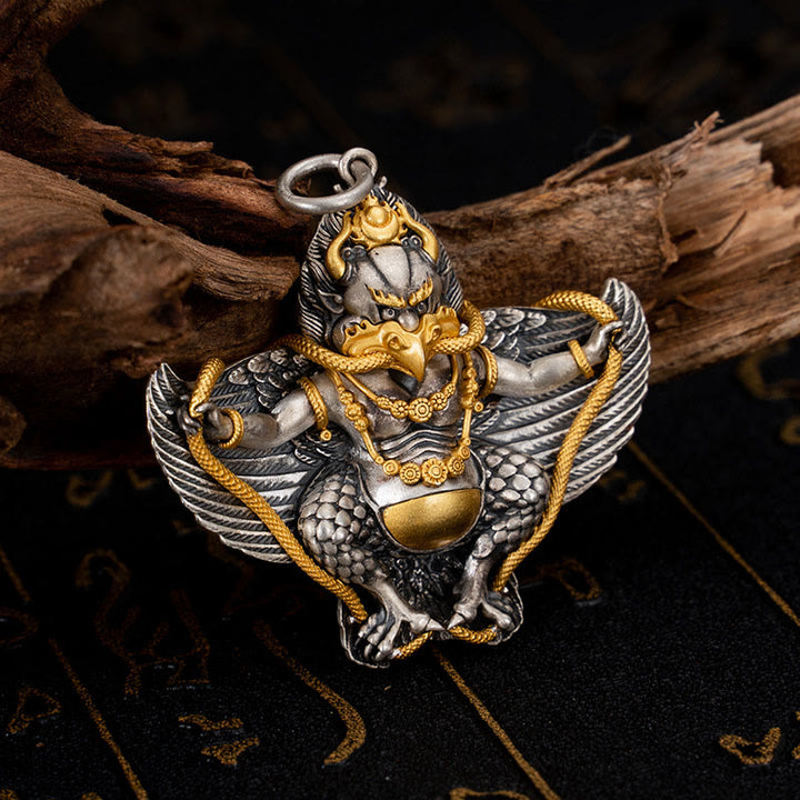 Collar con colgante de pájaro tibetano Garuda de plata de ley 925 con Buddha Stones