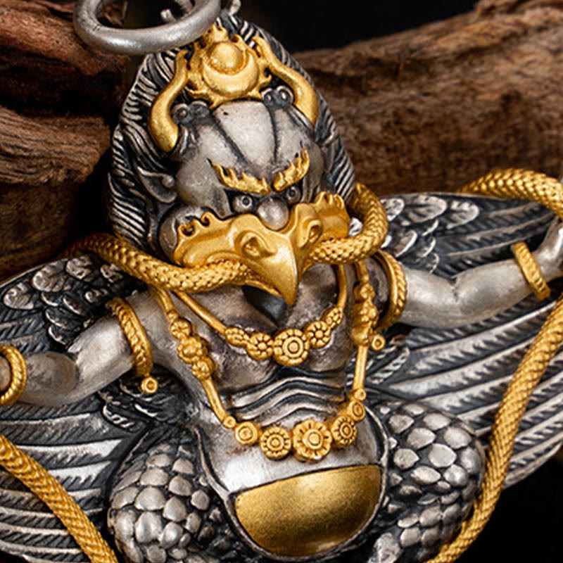 Collar con colgante de pájaro tibetano Garuda de plata de ley 925 con Buddha Stones