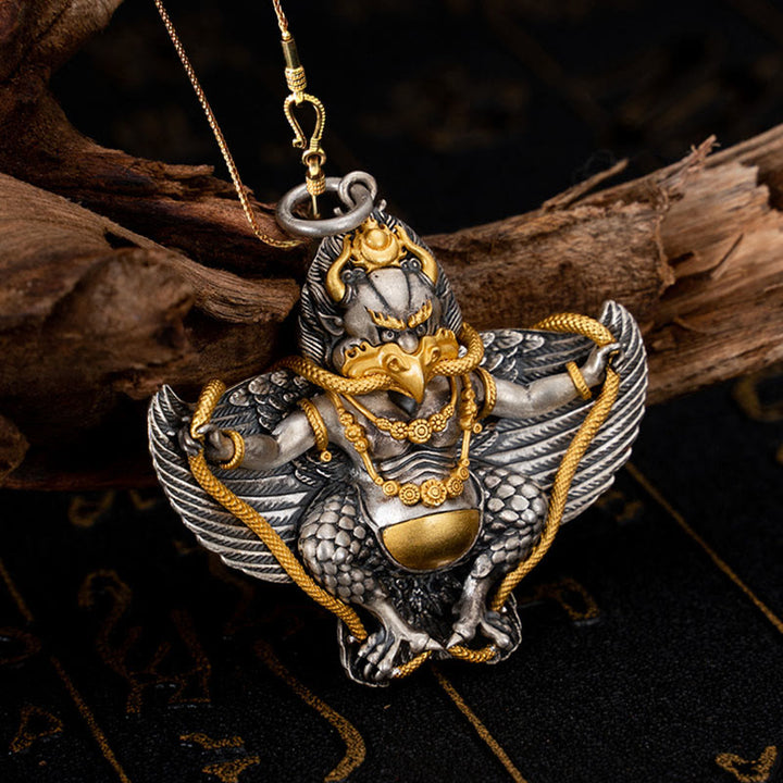 Collar con colgante de pájaro tibetano Garuda de plata de ley 925 con Buddha Stones