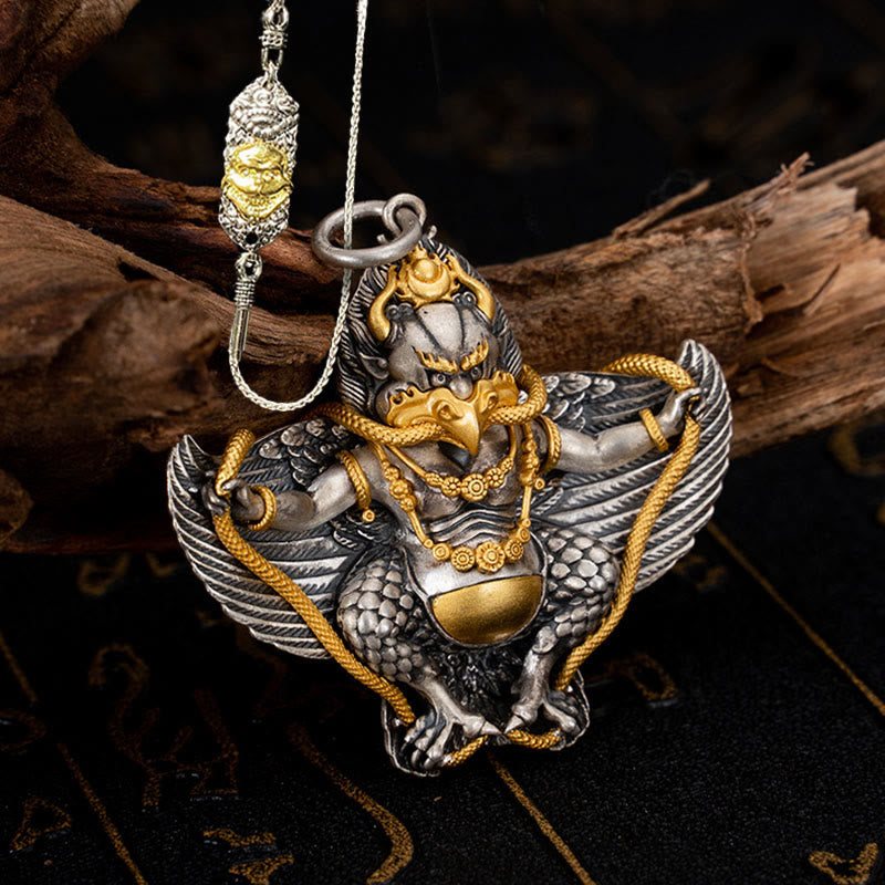 Collar con colgante de pájaro tibetano Garuda de plata de ley 925 con Buddha Stones