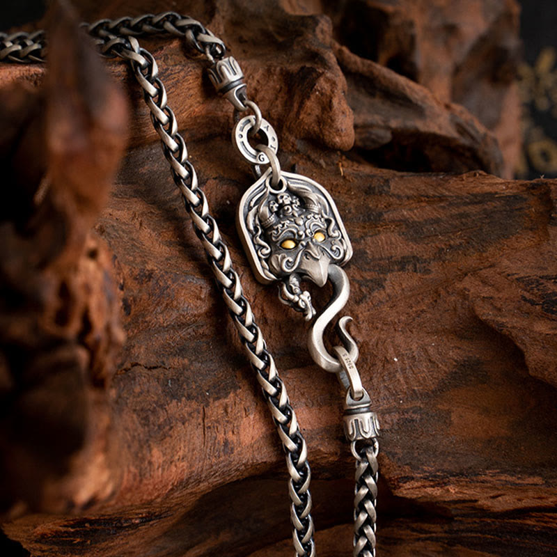Collar de cadena de metal con forma de pájaro Garuda tibetano y piedras de Buddha Stones en plata de ley 925