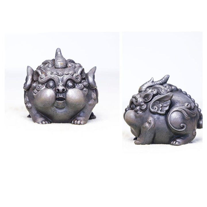 Estatua de resina fundida con óxido de hierro en polvo de PiXiu hecha a mano con Buddha Stones para decoración del hogar