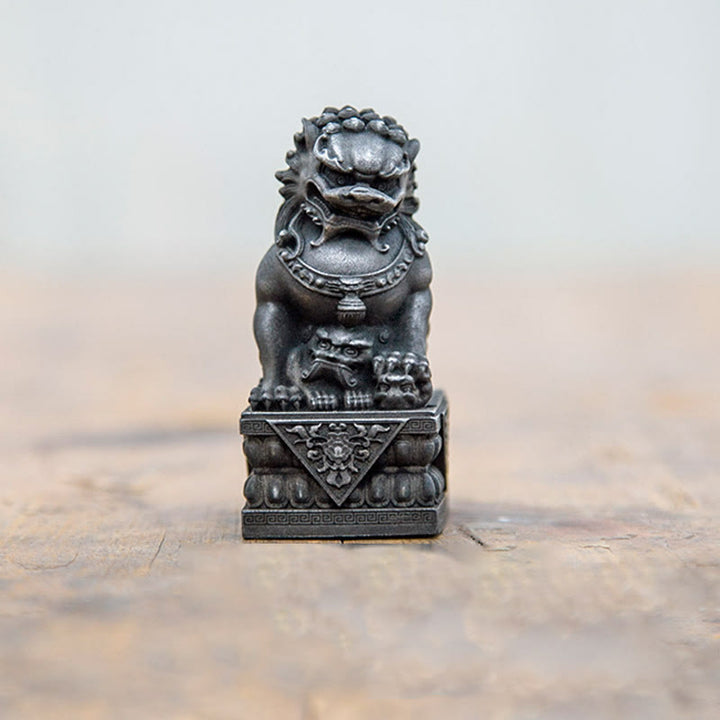 Estatua de resina fundida con óxido de hierro y polvo de león hecha a mano con Buddha Stones, protección contra el mal, decoración del hogar