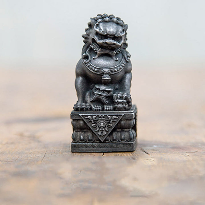 Estatua de resina fundida con óxido de hierro y polvo de león hecha a mano con Buddha Stones, protección contra el mal, decoración del hogar