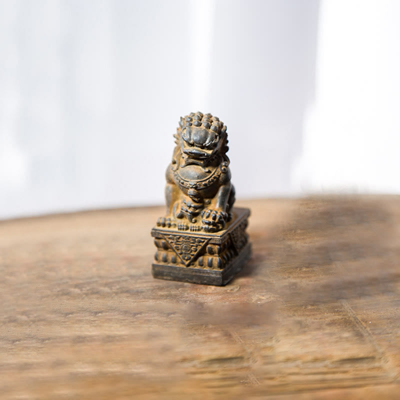 Estatua de resina fundida con óxido de hierro y polvo de león hecha a mano con Buddha Stones, protección contra el mal, decoración del hogar