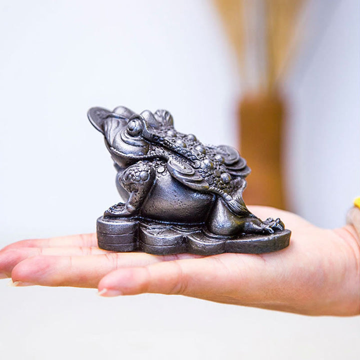 Estatua de resina fundida con óxido de hierro y monedas de cobre hechas a mano con Buddha Stones Feng Shui