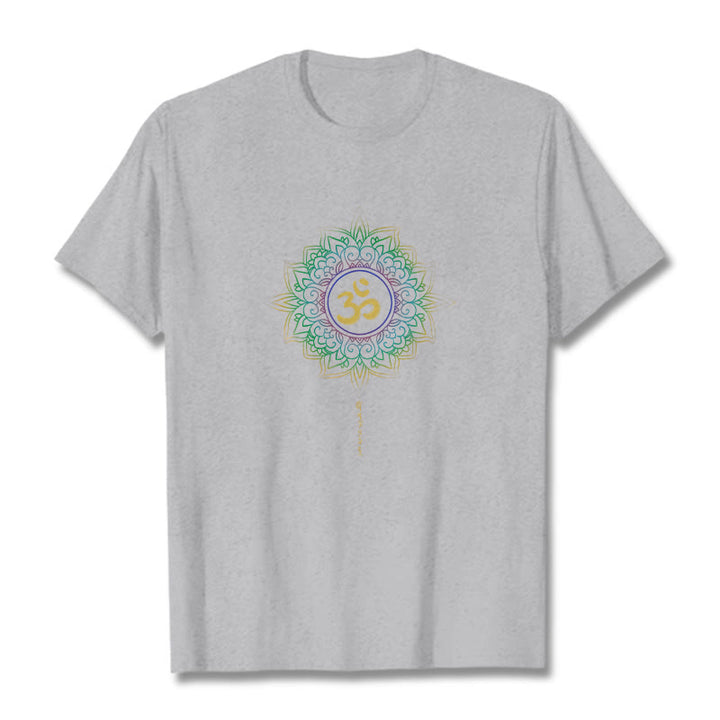 Camiseta de algodón con diseño de loto en degradado verde y amarillo con Buddha Stones OM - Gris claro - 2XL - image 17