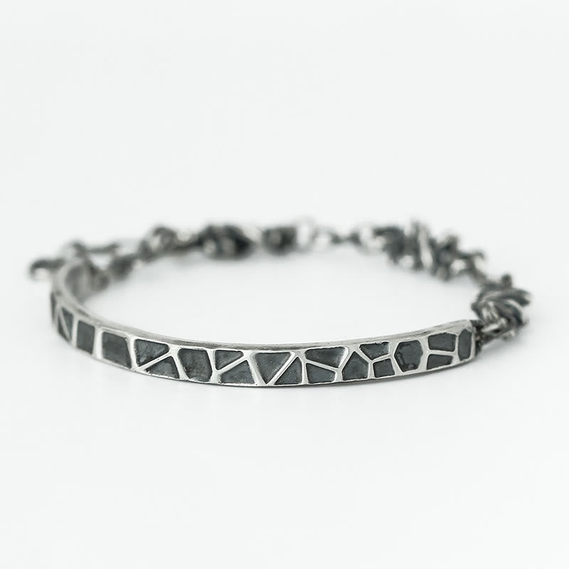 Media pulsera protectora de espinas con diseño de martillo y Buddha Stones en plata de ley