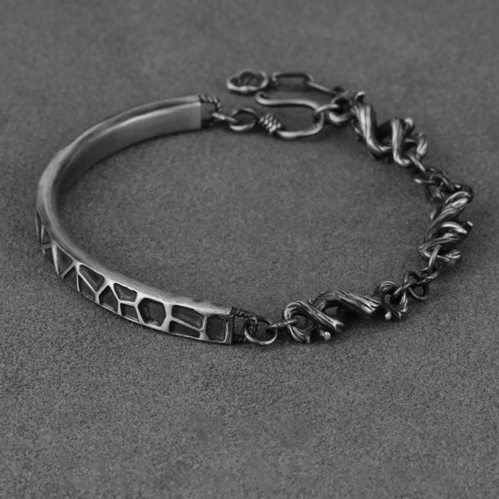 Media pulsera protectora de espinas con diseño de martillo y Buddha Stones en plata de ley