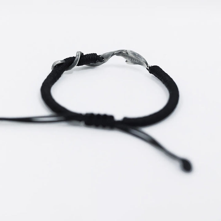 Pulsera de protección con cuerda de cera negra y tiburón en plata de ley 999 con Buddha Stones