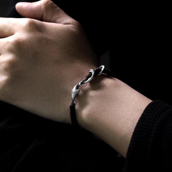 Pulsera de protección con cuerda de cera negra y tiburón en plata de ley 999 con Buddha Stones