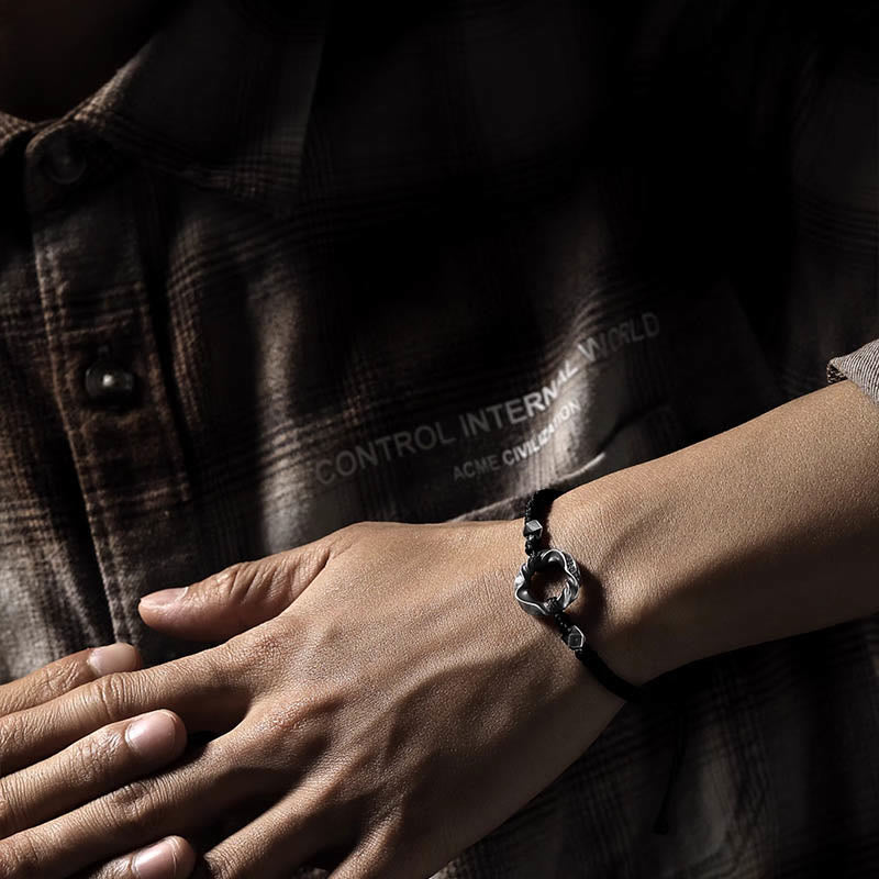 Pulsera de protección con cuerda de cera negra y hebilla de paz de plata de ley 999 con Buddha Stones