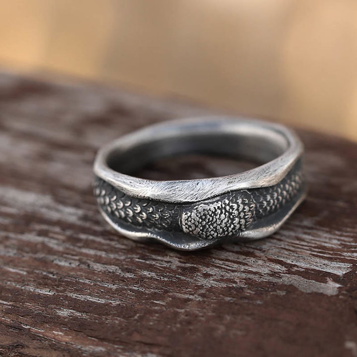 Anillo de protección del año de la serpiente en forma de serpiente de plata de ley 999 con Buddha Stones
