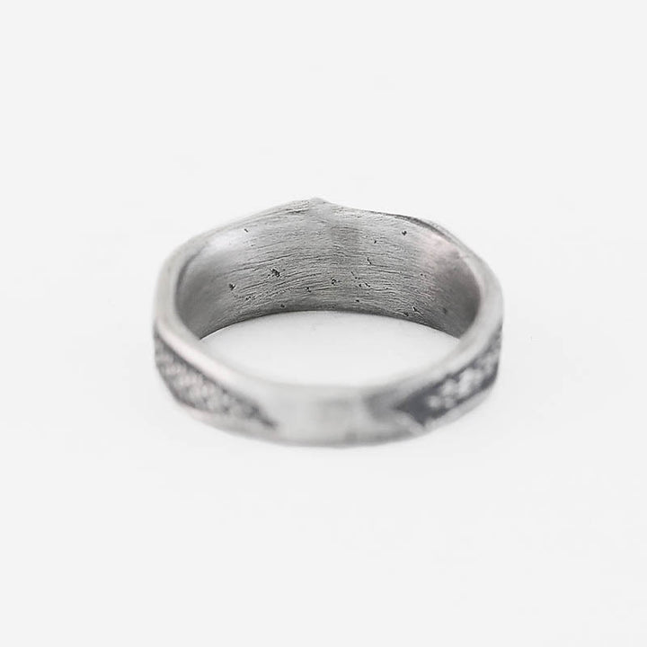 Anillo de protección del año de la serpiente en forma de serpiente de plata de ley 999 con Buddha Stones