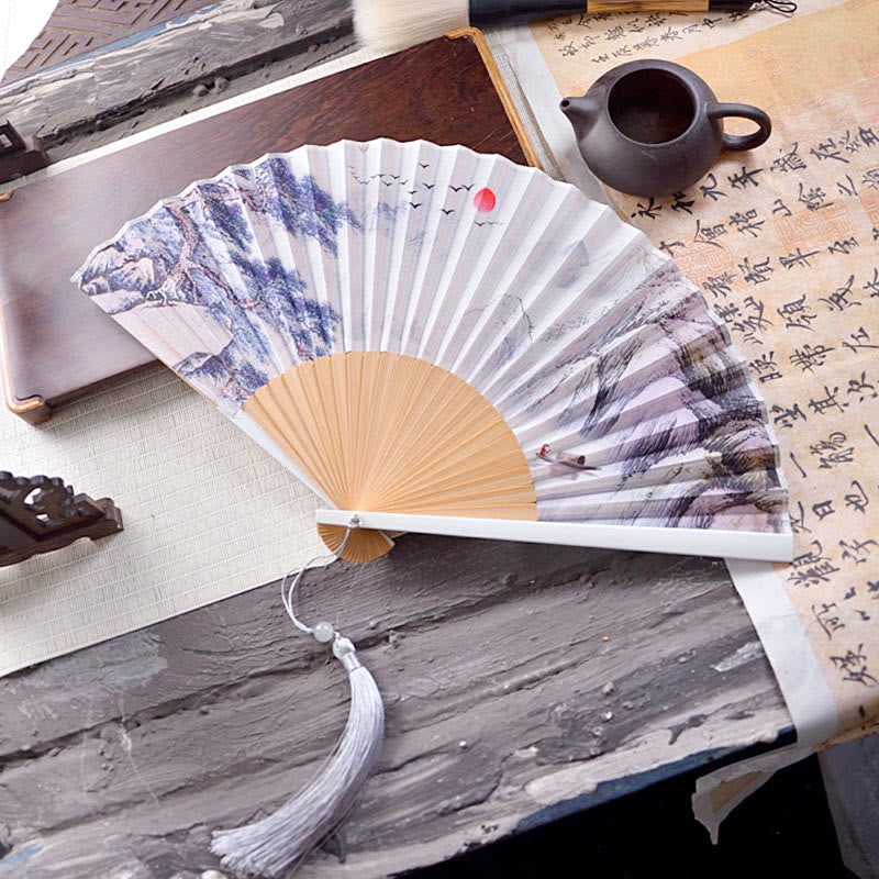Abanico plegable de bambú y crepé de poliéster de 23,3 cm con pintura en tinta de caracteres chinos, diseño de flores de Buddha Stones y hojas