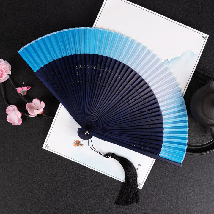 Ventilador plegable de bambú de mano con diseño de Buddha Stones, grullas y nubes auspiciosas, color sólido degradado. - Degradado azul 21 cm - image 19