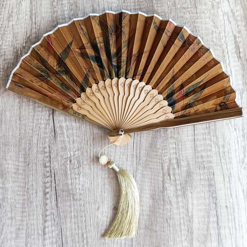 Abanico plegable de bambú de mano de seda Xiangyunsha con hojas de bambú y flores de caqui y piedras de Buddha Stones