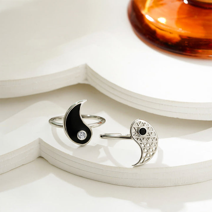 Anillo de equilibrio de acero y titanio con Buddha Stones y Yin Yang para parejas