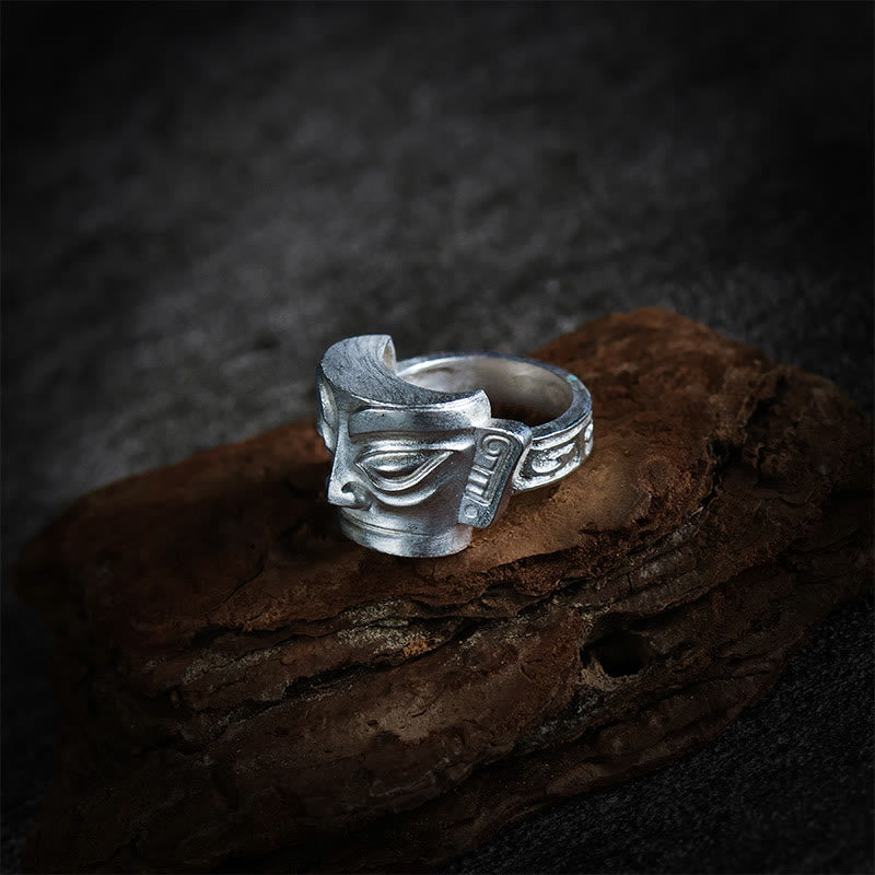 Anillo de protección con máscara de Sanxingdui de plata de ley 999 fundida a mano con Buddha Stones