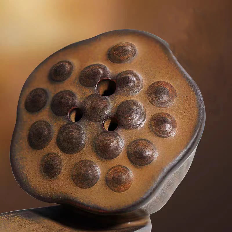 Quemador de incienso de cerámica marrón con forma de vaina de loto y Buddha Stones para curación zen