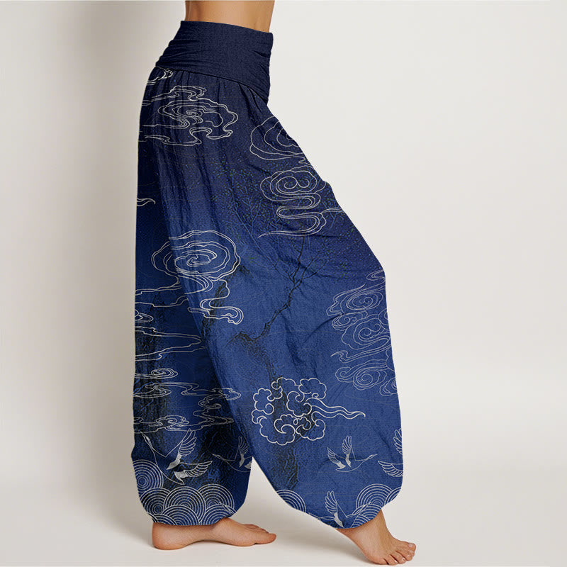 Pantalones harén con cintura elástica para mujer con diseño de árboles, pájaros, nubes y piedras de Buddha Stones en color blanco - image 1