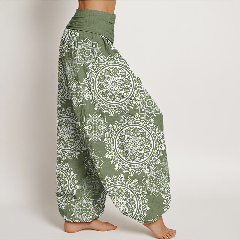 Pantalón tipo harem de cintura elástica para mujer, de algodón blanco con diseño de mandala floral y Buddha Stones. - image 1