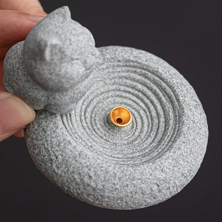 Quemador de incienso curativo con forma de gato de pie perezoso y adorable con Buddha Stones para decoración de escritorio - image 9