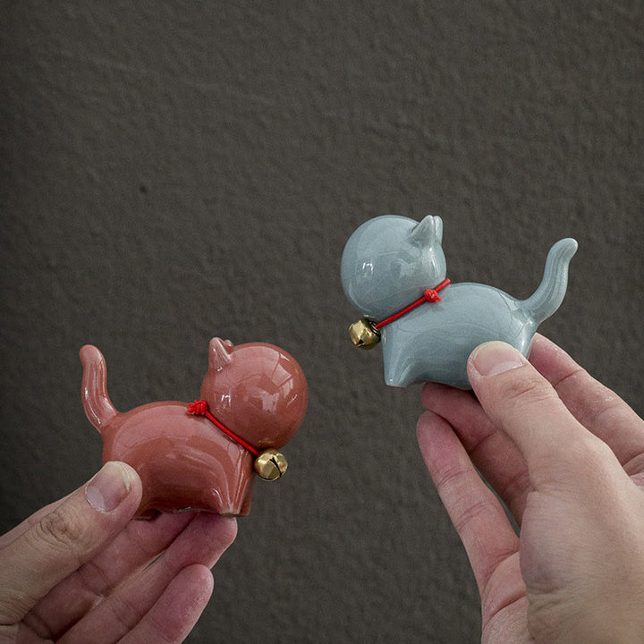 Figura decorativa de cerámica para escritorio del hogar con forma de gato y campana de la suerte en Buddha Stones - image 18