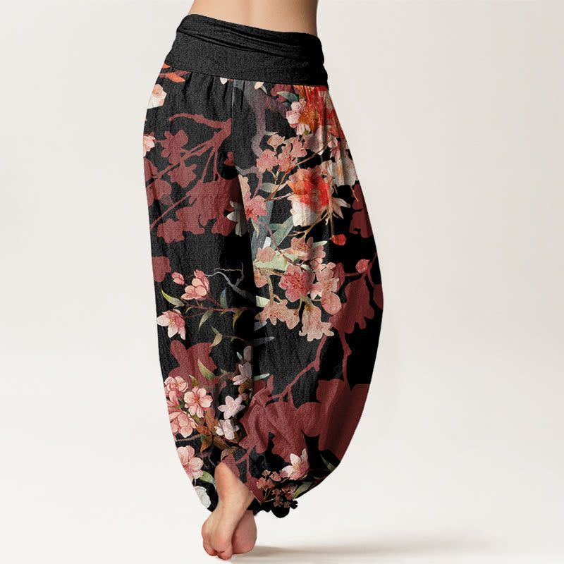 Pantalones bombachos de cintura elástica para mujer con estampado de flores rojas y rosas en algodón con Buddha Stones y exuberantes ramas. - image 6