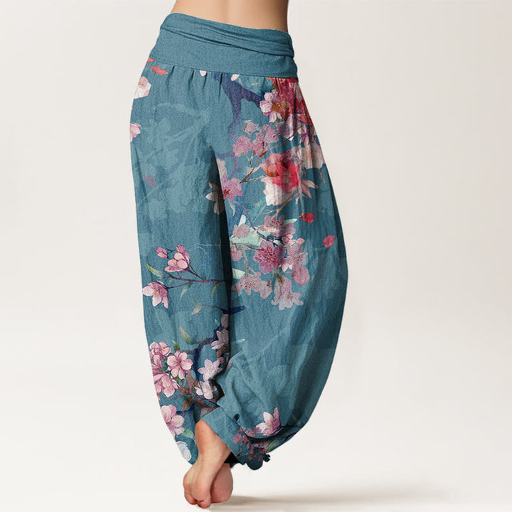 Pantalones bombachos de cintura elástica para mujer con estampado de flores rojas y rosas en algodón con Buddha Stones y exuberantes ramas. - image 9