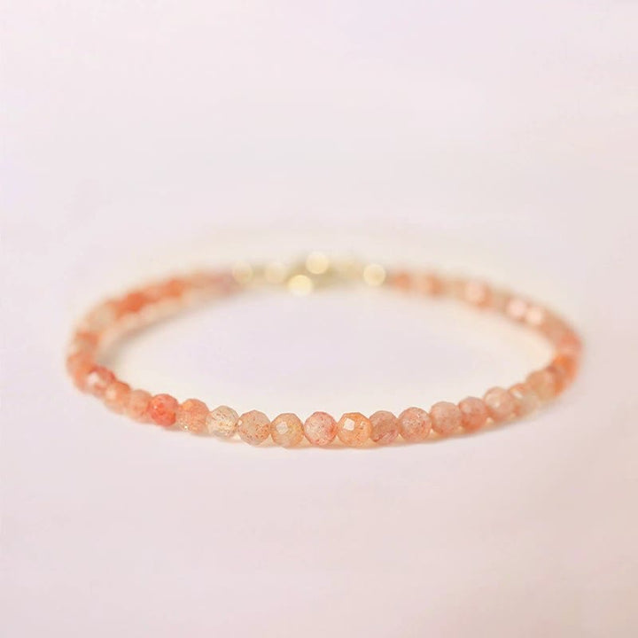 Pulsera de cobre chapada en oro de 14 k con cuentas ultrafinas de piedra solar de 3 mm y Buddha Stones