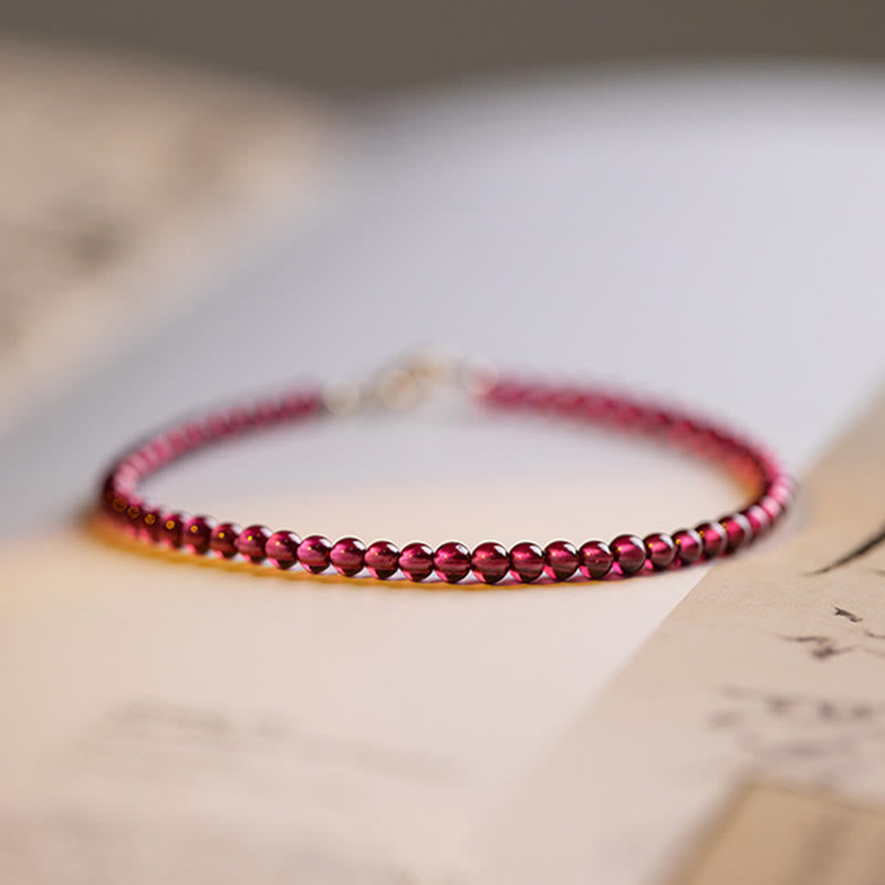 Pulsera protectora de cuentas ultrafinas de granate natural de 3 mm con Buddha Stones