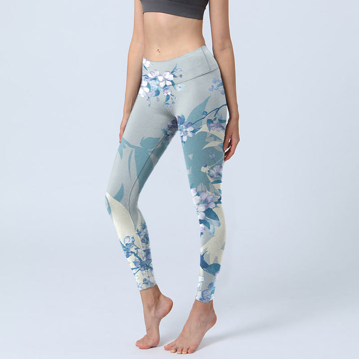 Leggings de yoga para mujer con estampado de flores blancas y azules y Buddha Stones - Azul claro - US18，UK/AU22，EU50 (4XL) - image 0