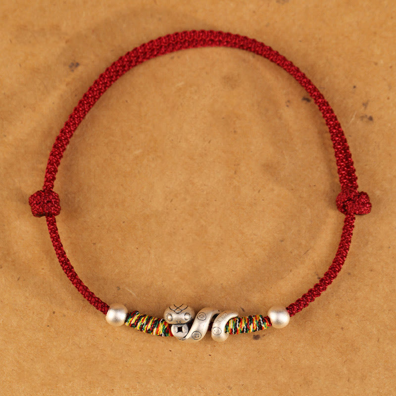Tobillera con hilo rojo y Buddha Stones en plata de ley 999 con el año de la serpiente