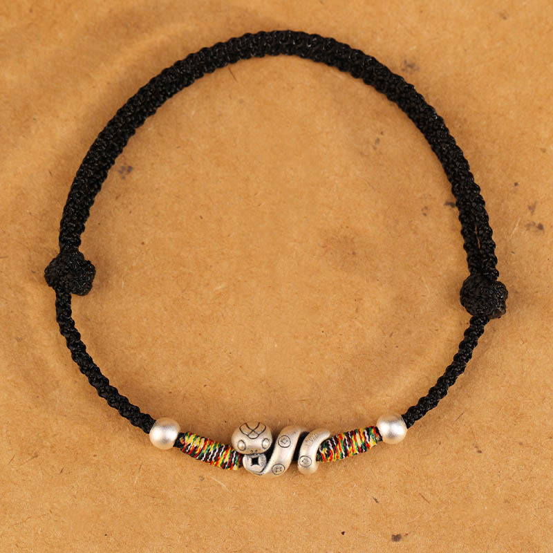 Tobillera con hilo rojo y Buddha Stones en plata de ley 999 con el año de la serpiente
