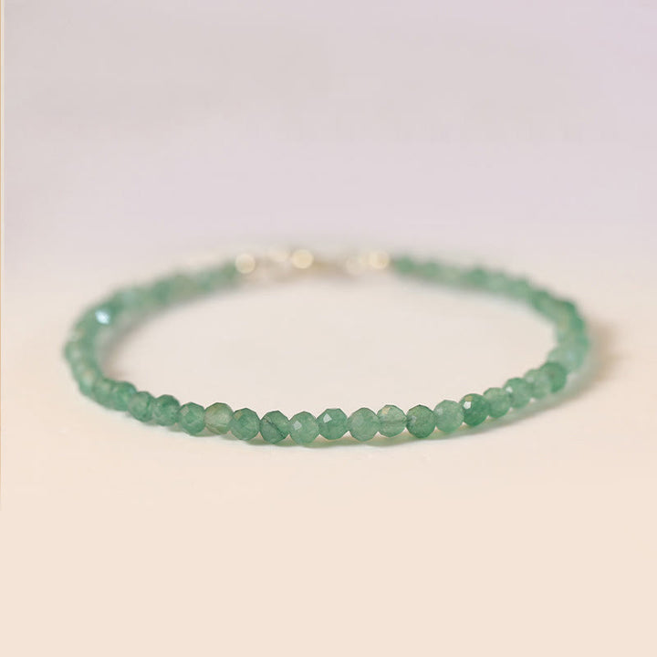 Pulsera de la suerte con cuentas ultrafinas de aventurina verde pequeña de 3 mm y Buddha Stones