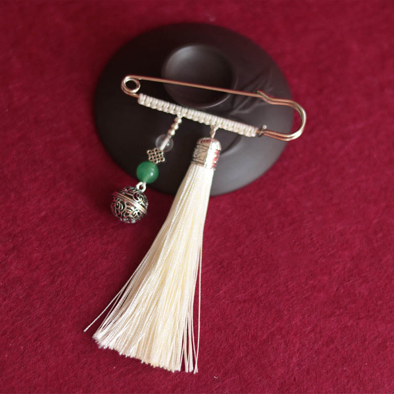 Broche con borlas y campanas retro de Buddha Stones