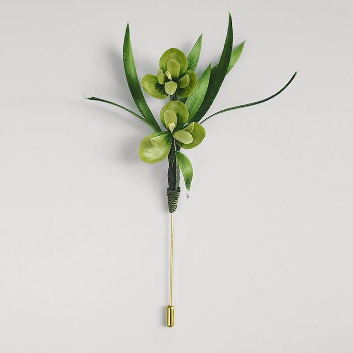 Broche para el pelo con flores de terciopelo hechas a mano y hojas de seda morera con Buddha Stones