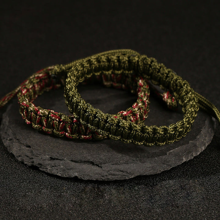 Pulsera trenzada de cuerda de colores hecha a mano con Buddha Stones
