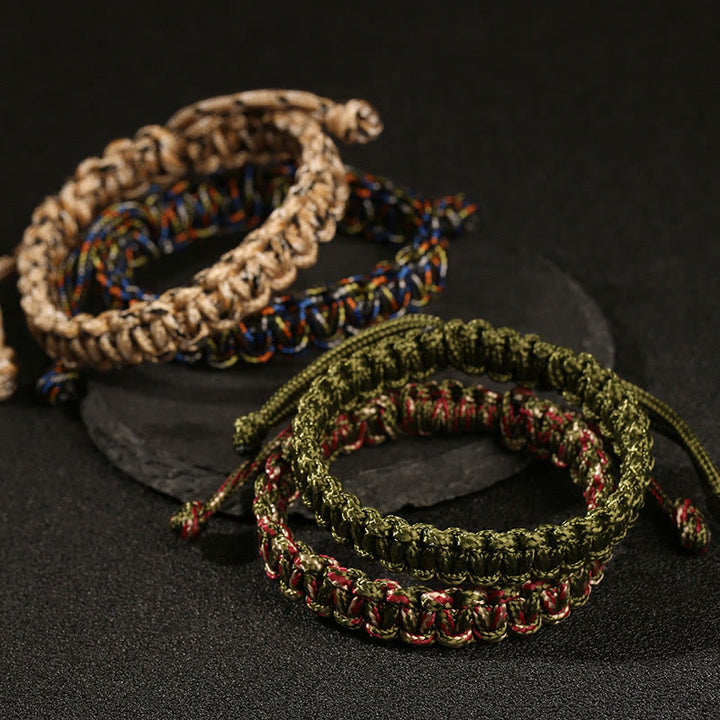 Pulsera trenzada de cuerda de colores hecha a mano con Buddha Stones